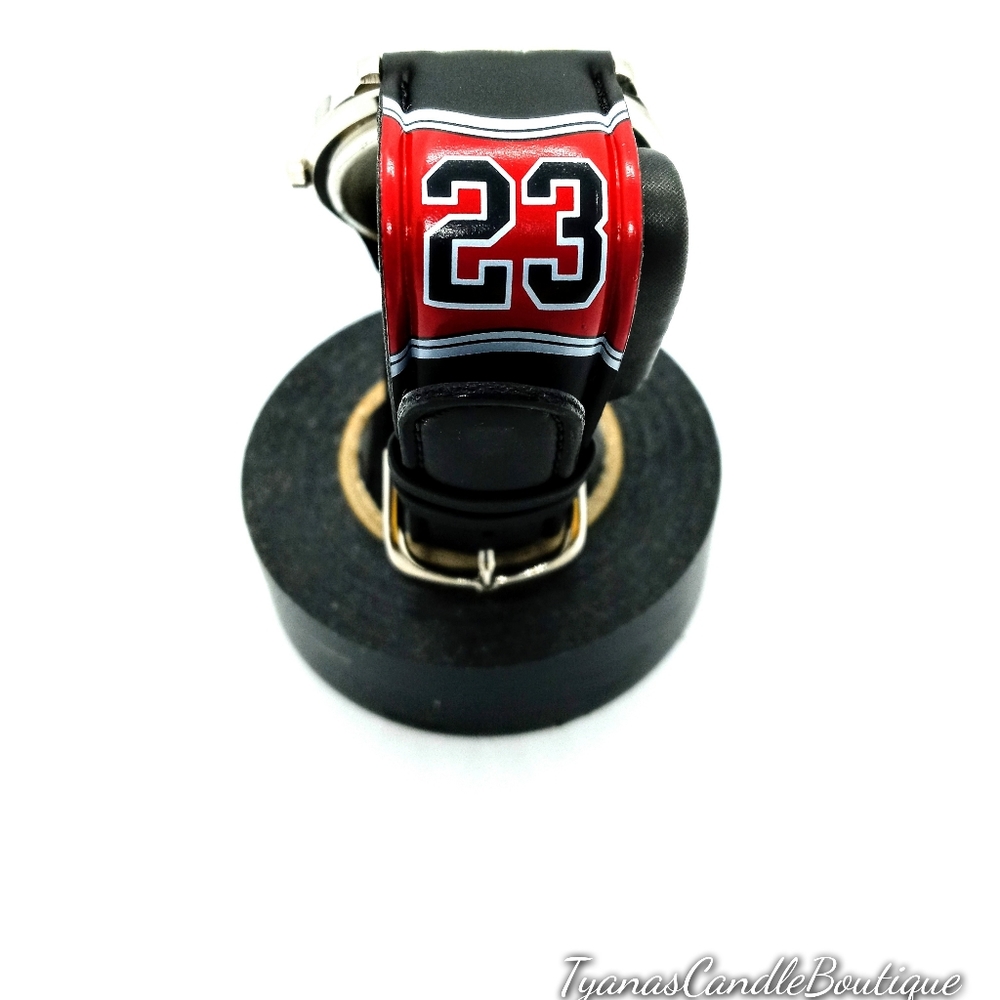 Avon's, Michael Jordan Watch - Picture 7 of 16